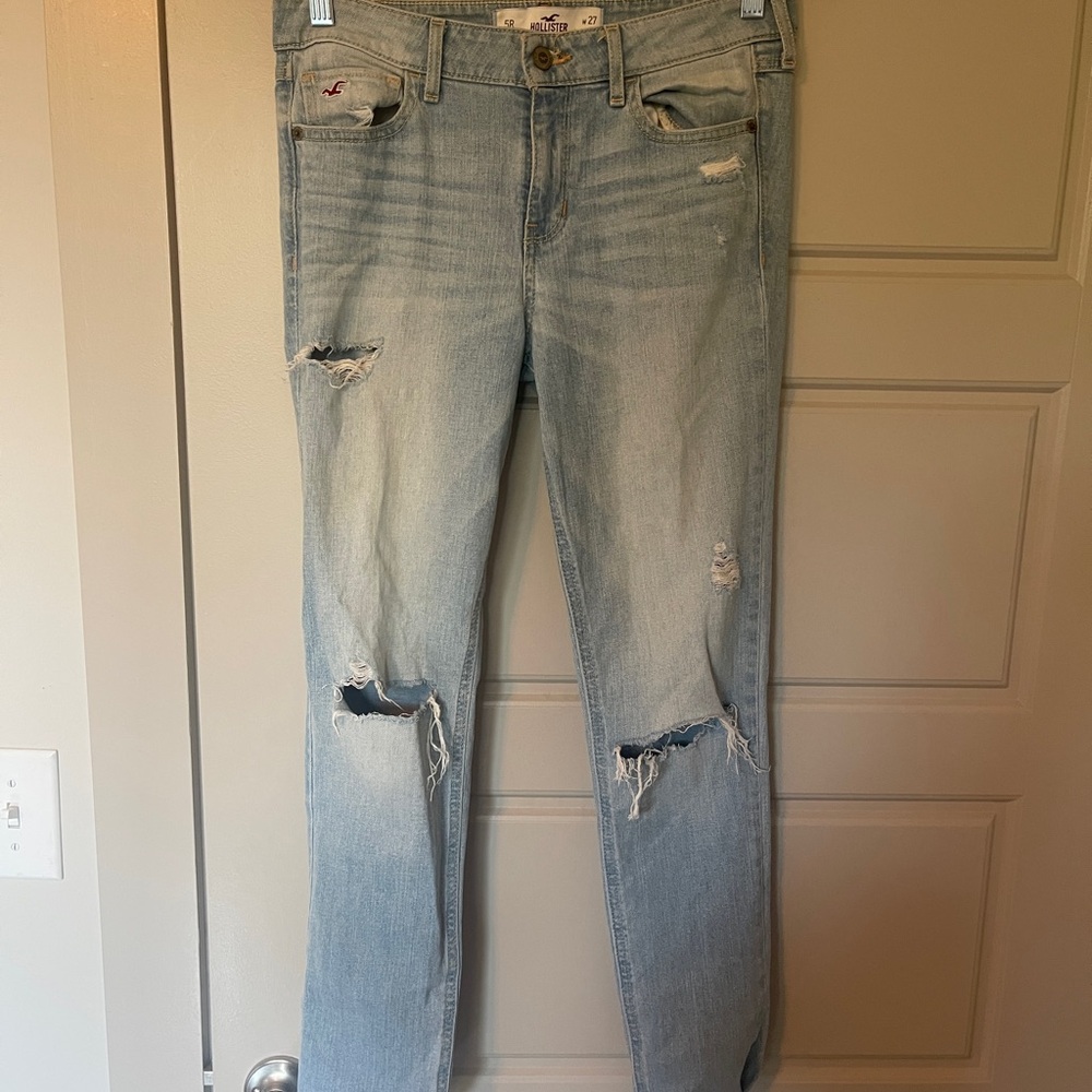Distressed Light Blue Women Jeans
